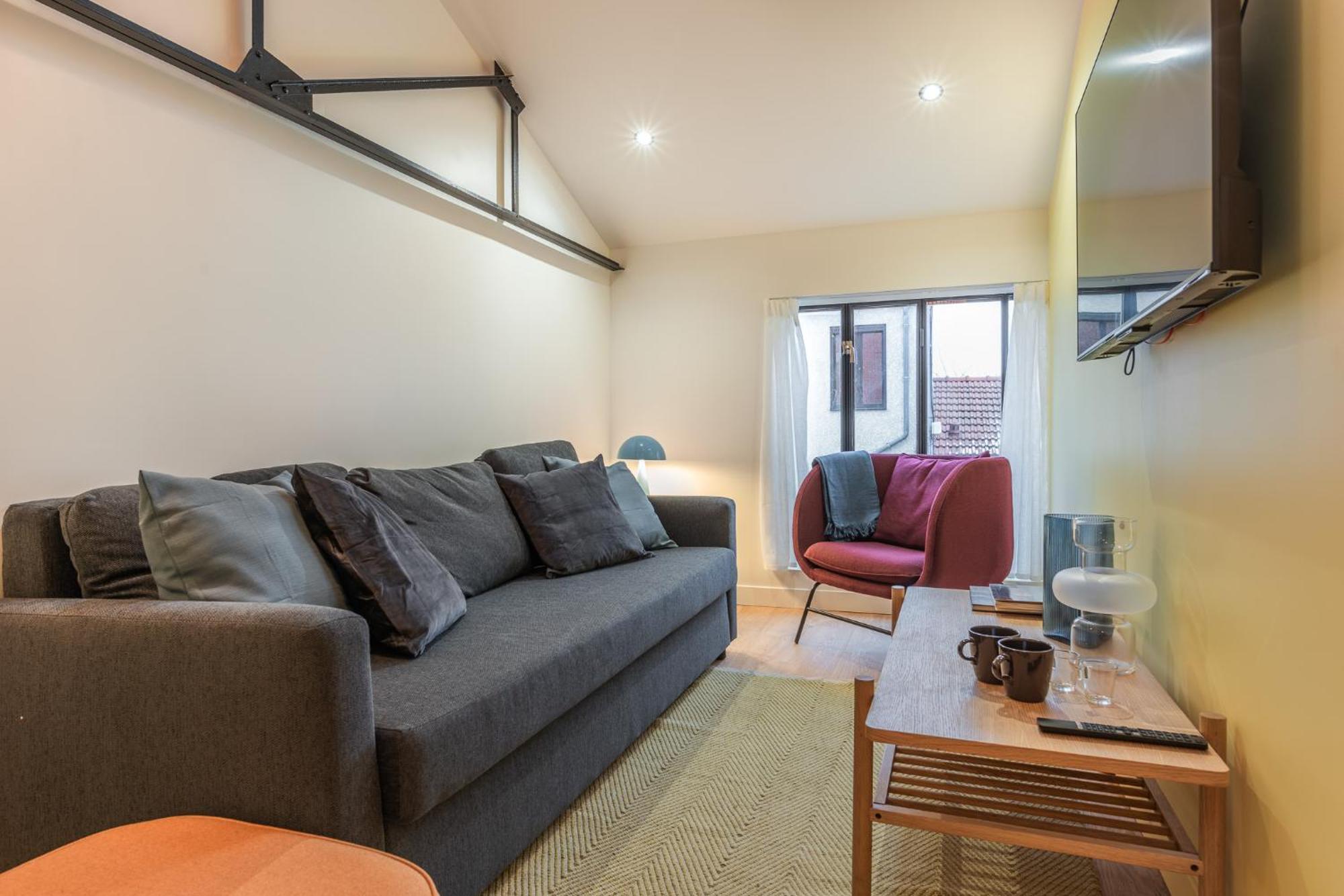 Architect Loft - 15 Min From City Center - 8 Guest جنتيلي المظهر الخارجي الصورة